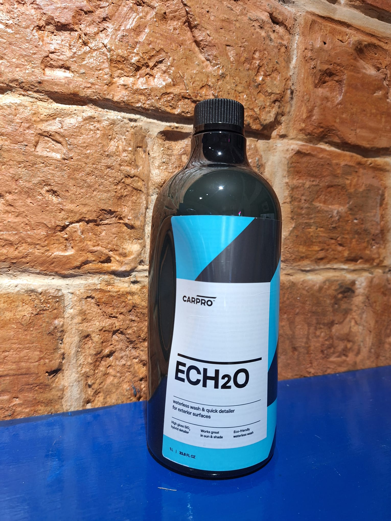 Image of CARPRO ECH2O Waterless Wash 1 Litre